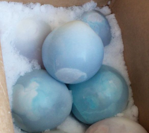 Frank's Frosty Balls - 2013 Christmas